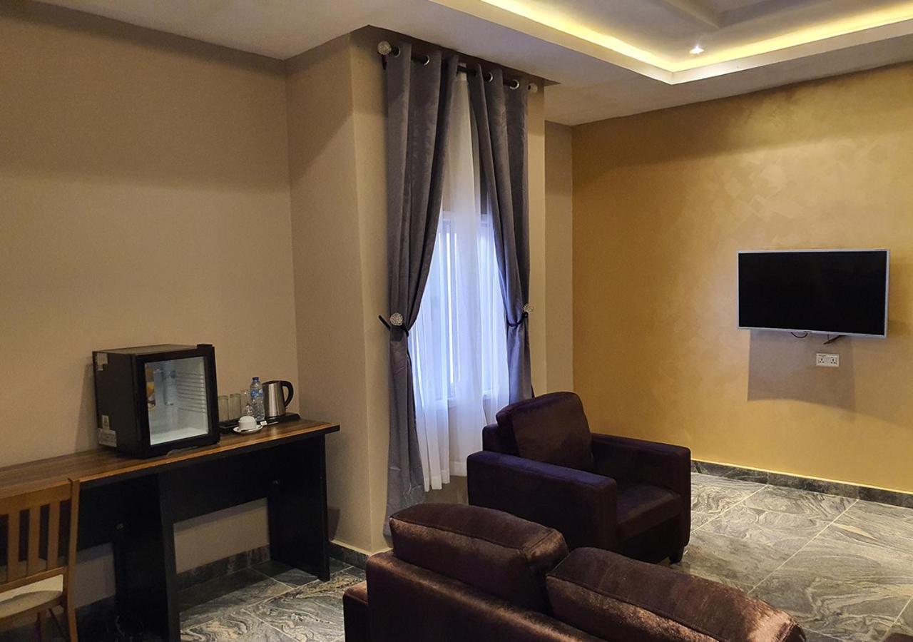 Residency Hotel Lagos Airport Экстерьер фото
